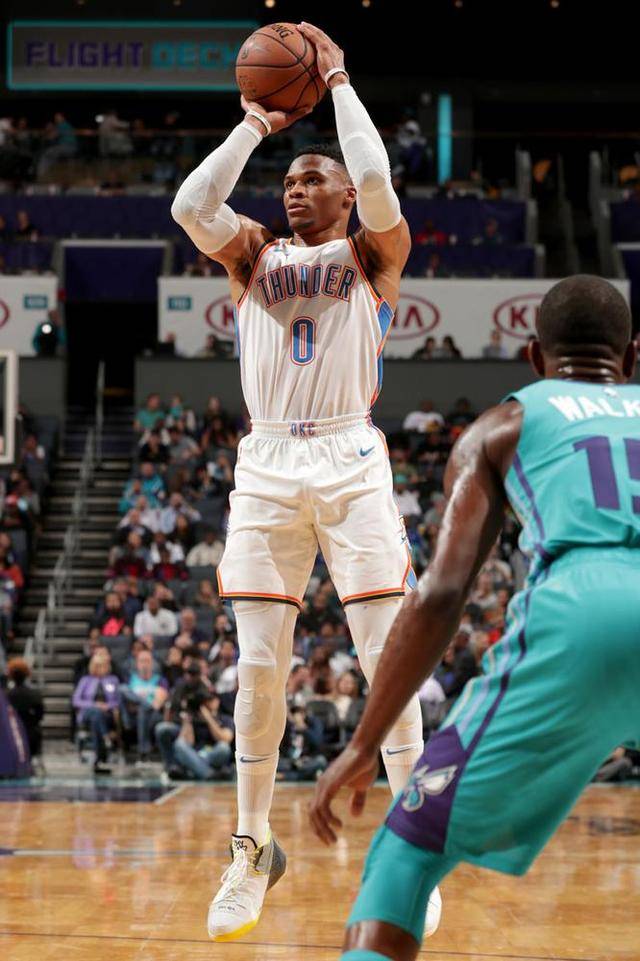 关于今晨达拉斯独行侠备战中超马德里竞技转会期手感冰凉，这操作让人直呼：达拉斯独行侠窗口期外线爆发的信息