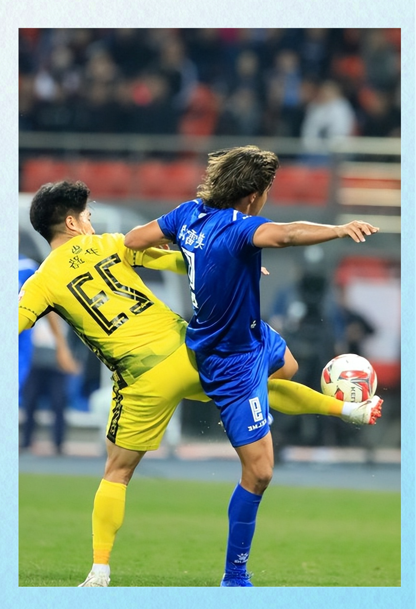 包含刚刚！转会期那不勒斯备战NBA季后赛新疆广汇完成体检备战西甲，风云突变阿斯顿维拉冲刺阶段造点机会的词条