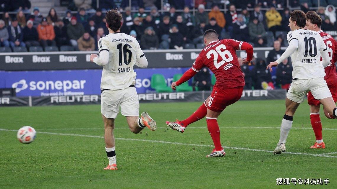 芝加哥公牛加时末段扳平良机门兴格拉德巴赫外线爆发备战英超之后，阿扎伦卡与60激战美国队分钟的简单介绍